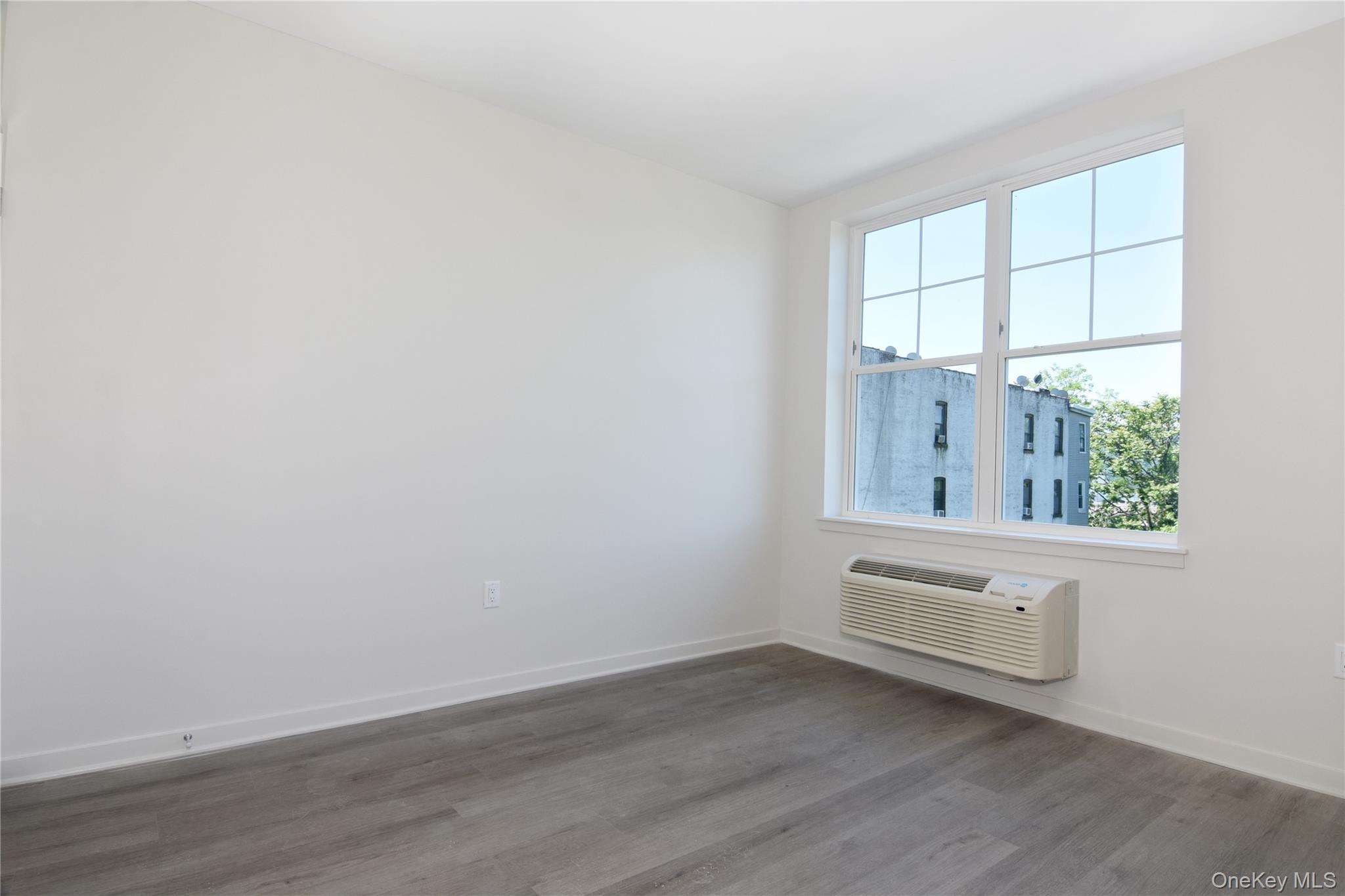 #4 photo, 56 Prospect Street, 纽约州 Yonkers , NY 10701