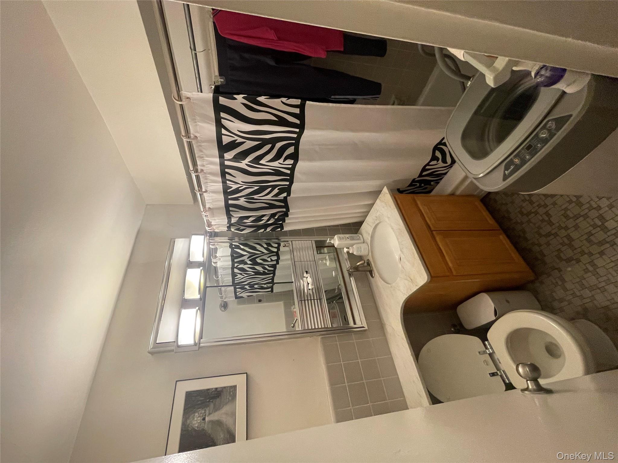 #11 photo, 99-35 59 Avenue, קווינס Corona , NY 11368