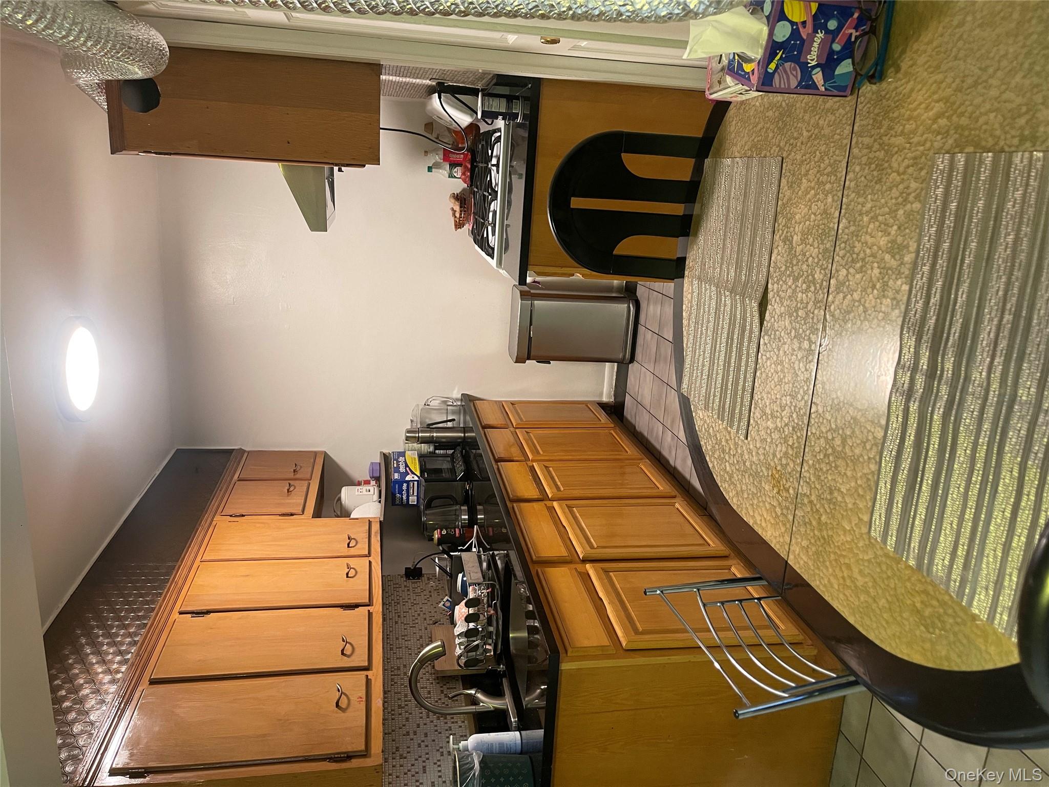 #6 photo, 99-35 59 Avenue, קווינס Corona , NY 11368