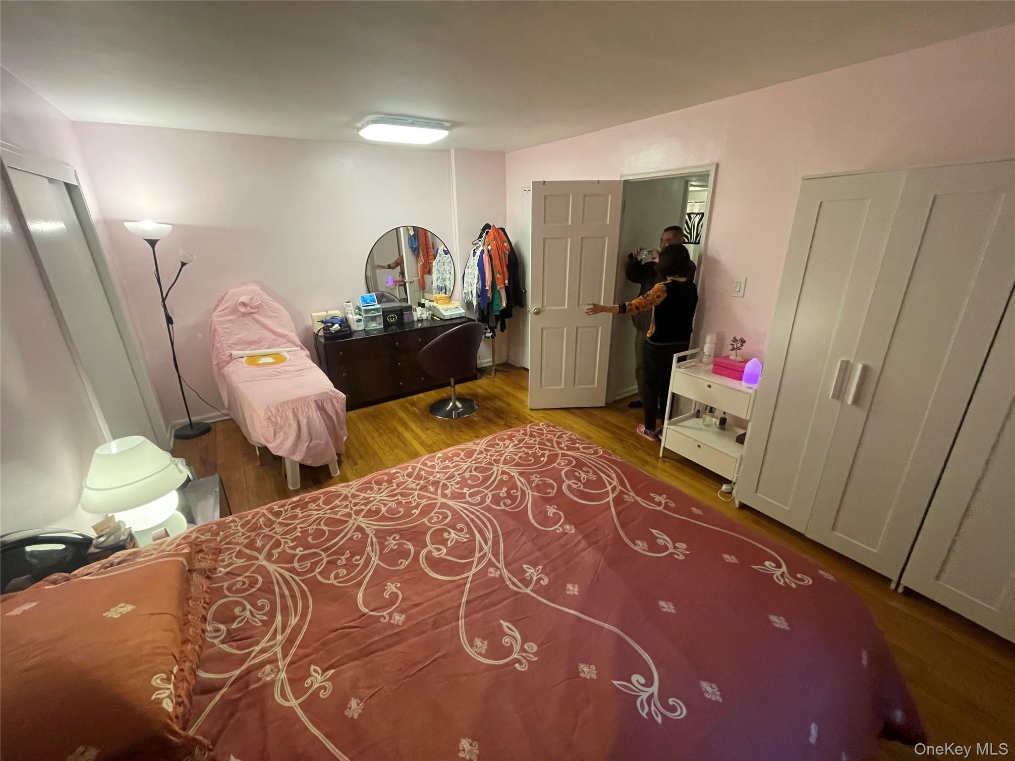 #9 photo, 99-35 59 Avenue, קווינס Corona , NY 11368