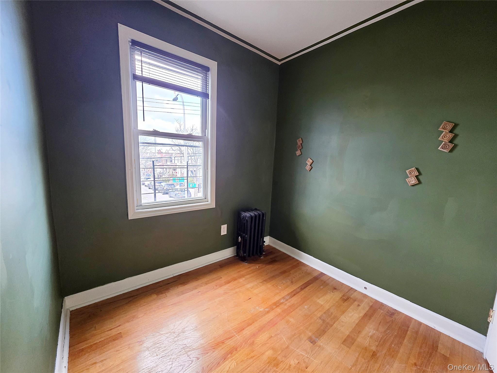 #20 photo, 60-48 80th Avenue, Glendale , NY 11385