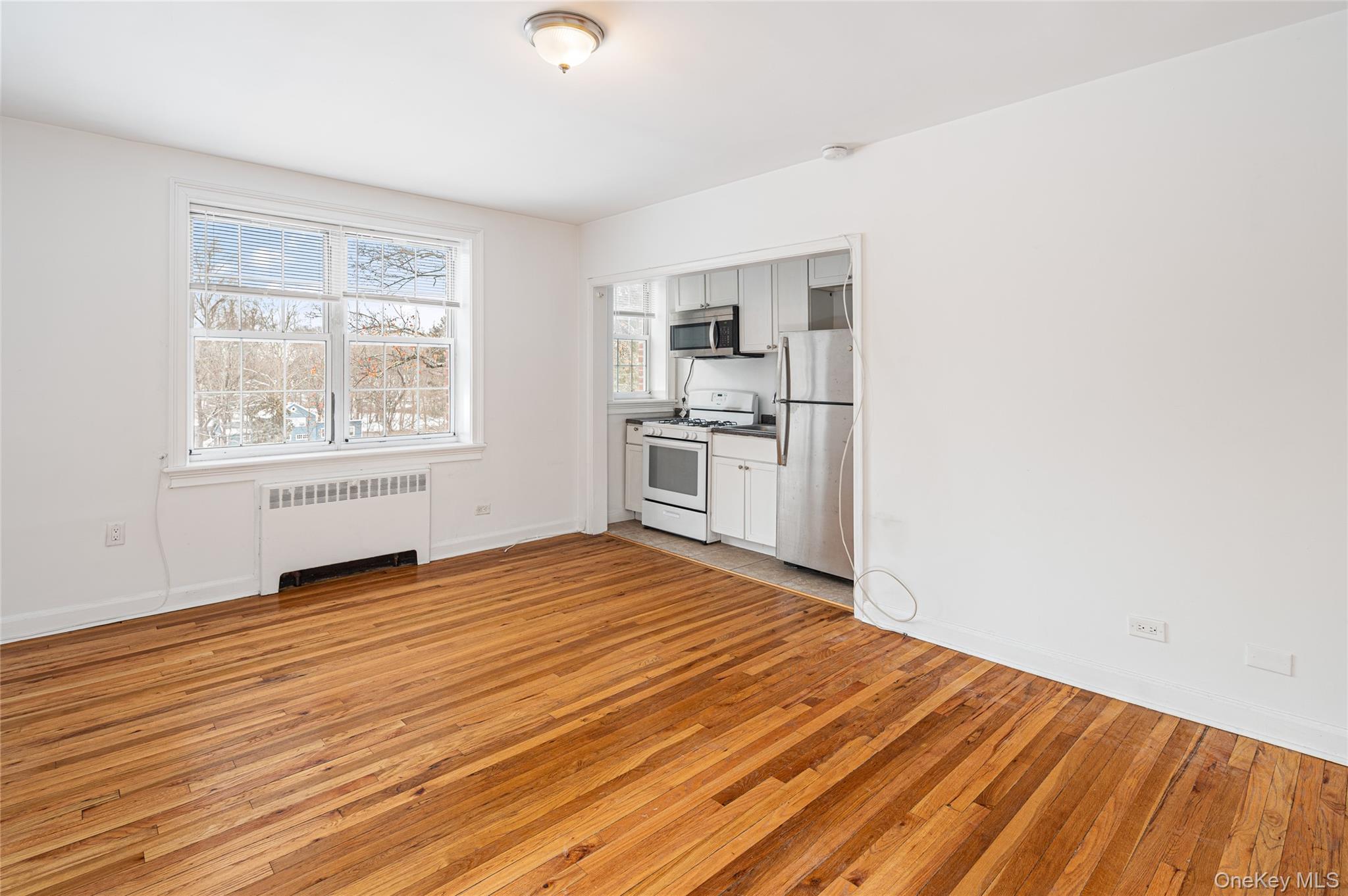 #3 photo, 633 Old Post Road, Bedford , NY 10506