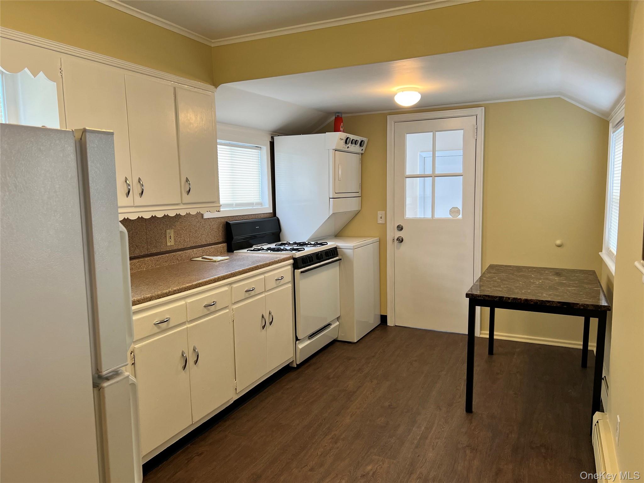 #5 photo, 223 Clay Pitts Road, East Northport , NY 11731