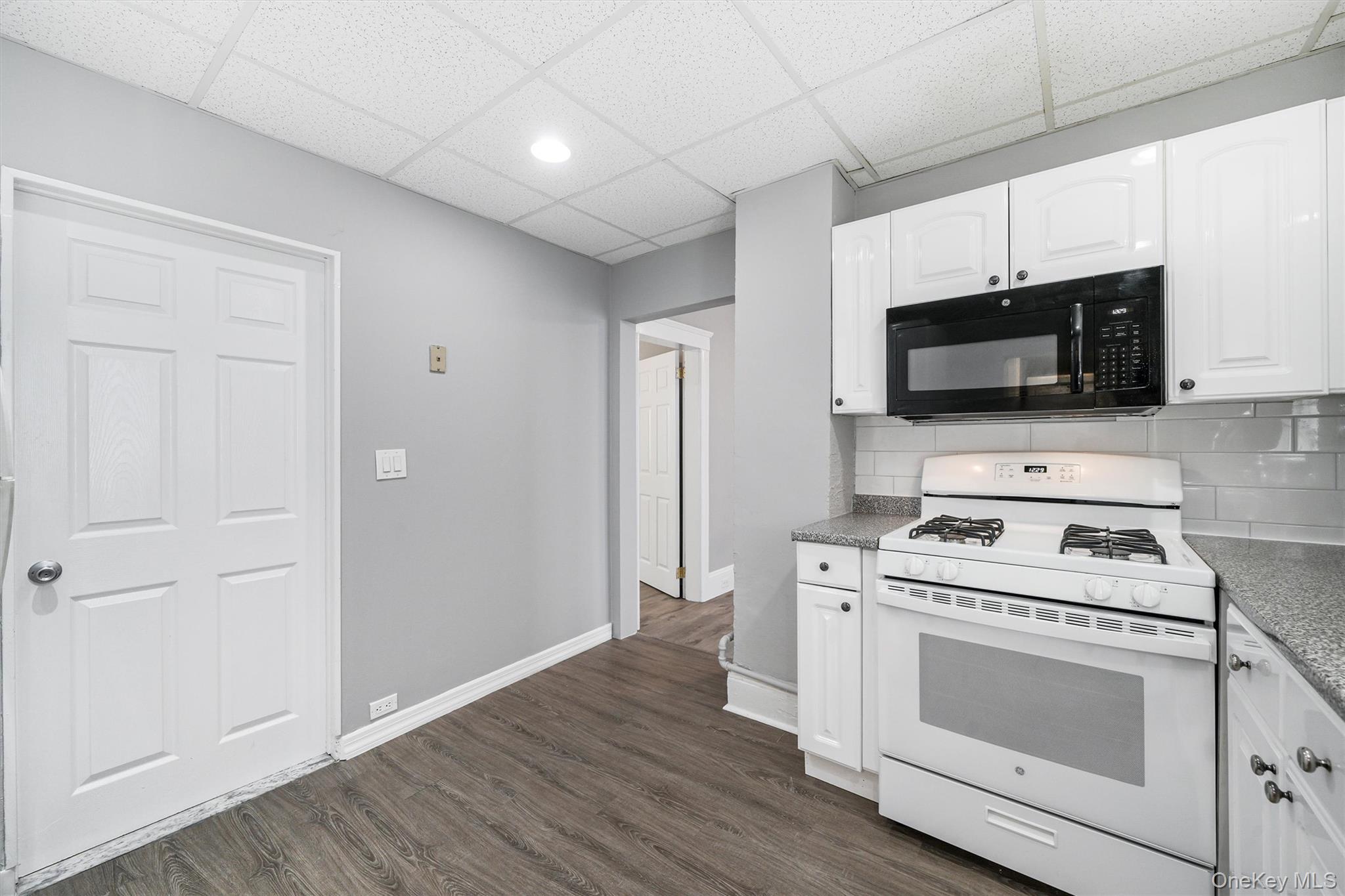 #16 photo, 17 Lawrence Avenue, Sleepy Hollow , NY 10591