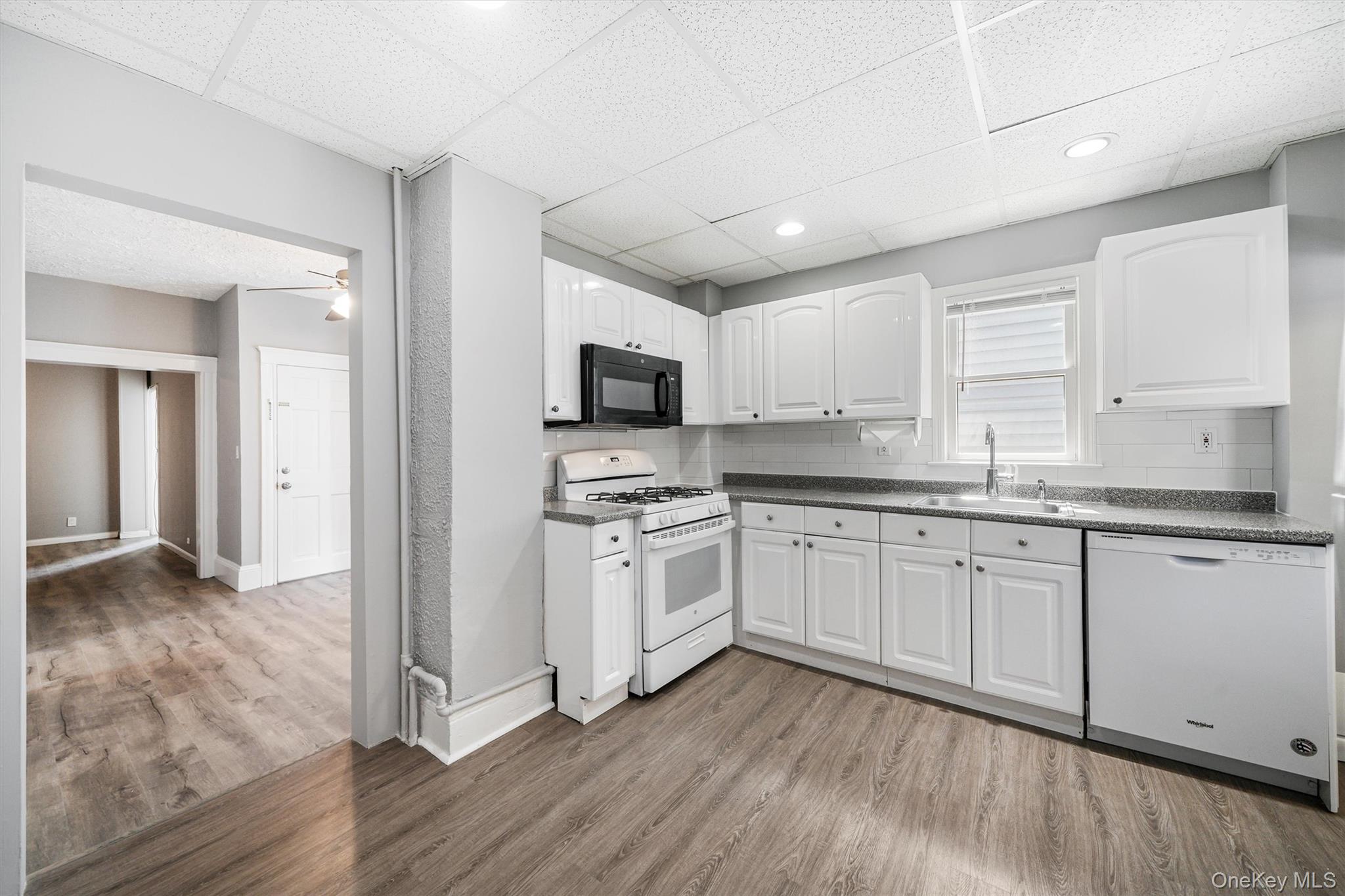 #18 photo, 17 Lawrence Avenue, Sleepy Hollow , NY 10591