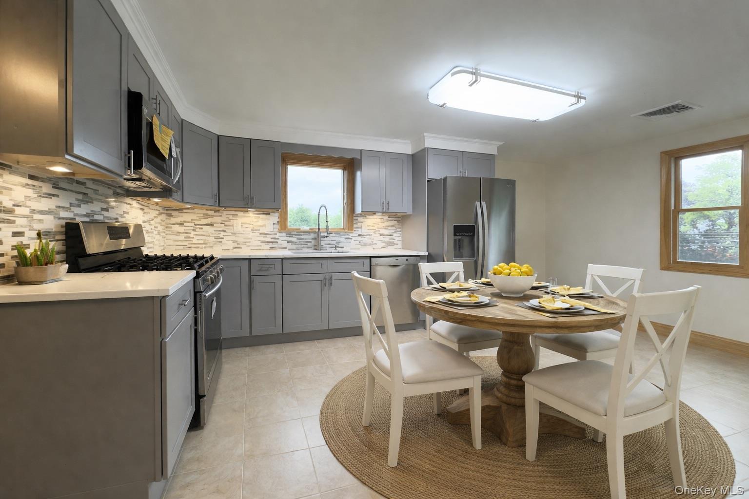 #4 photo, 55 Landau Avenue, Floral Park , NY 11001