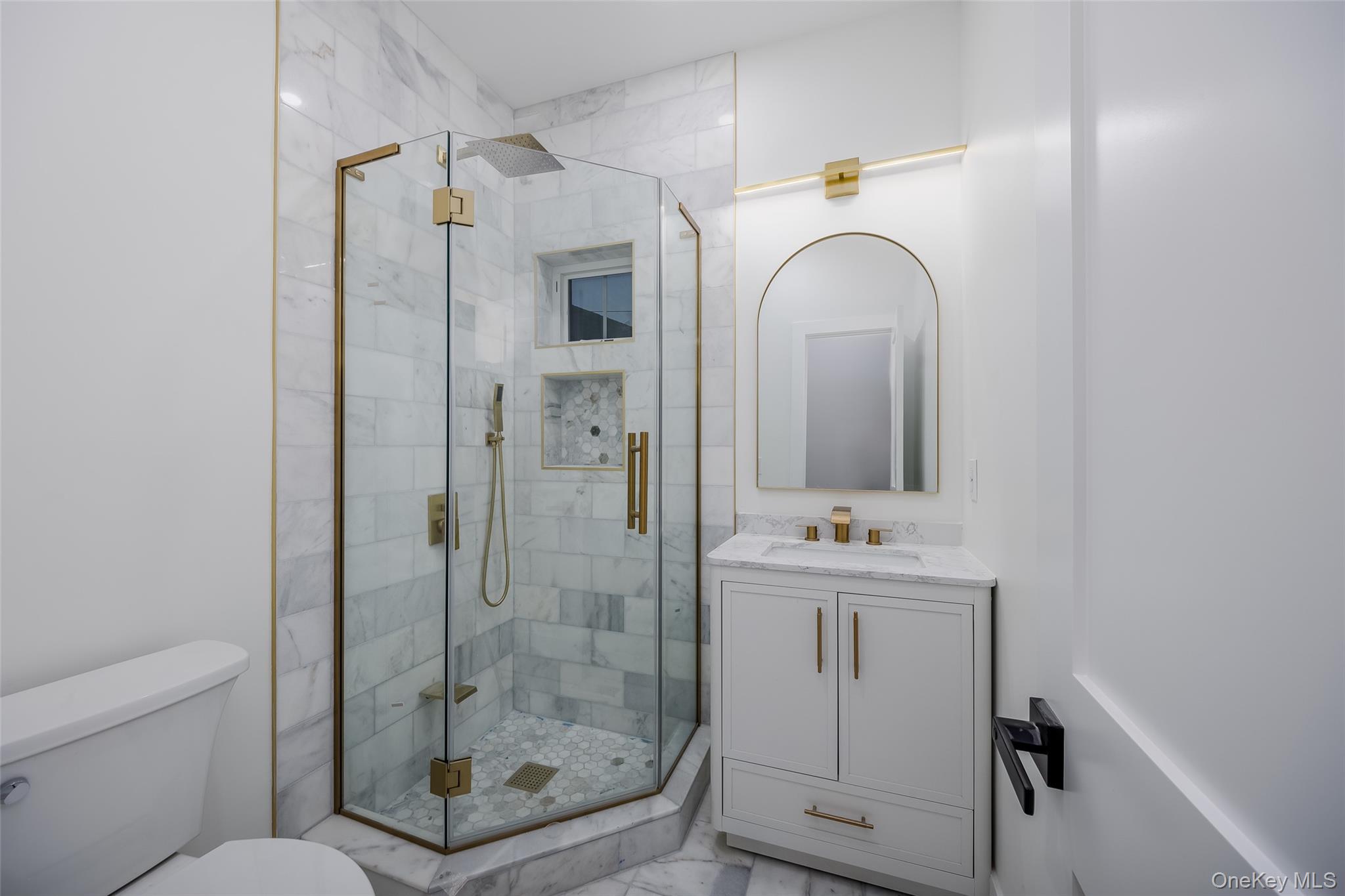 #12 photo, 730 Boelsen Drive, Westbury , NY 11590