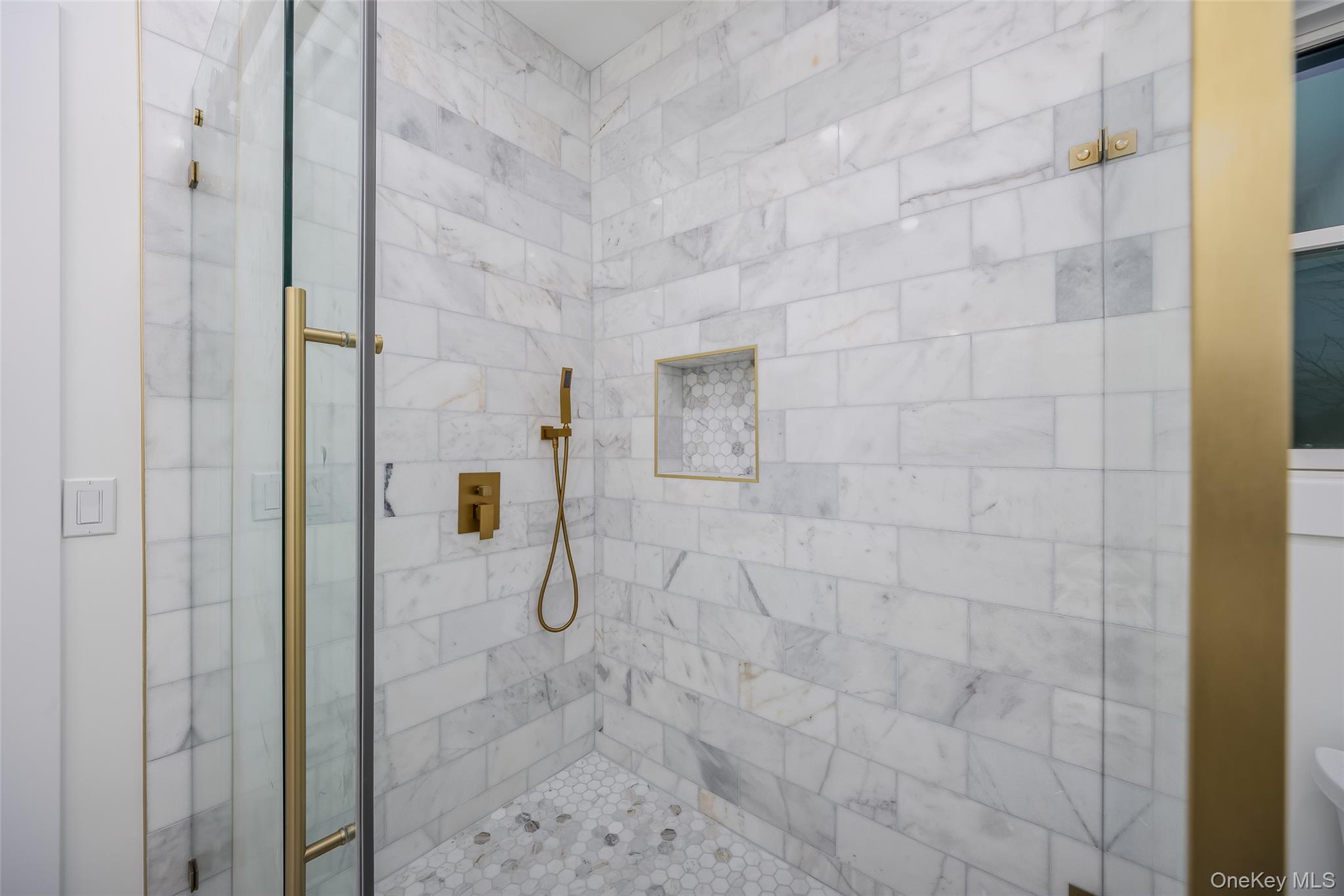 #15 photo, 730 Boelsen Drive, Westbury , NY 11590