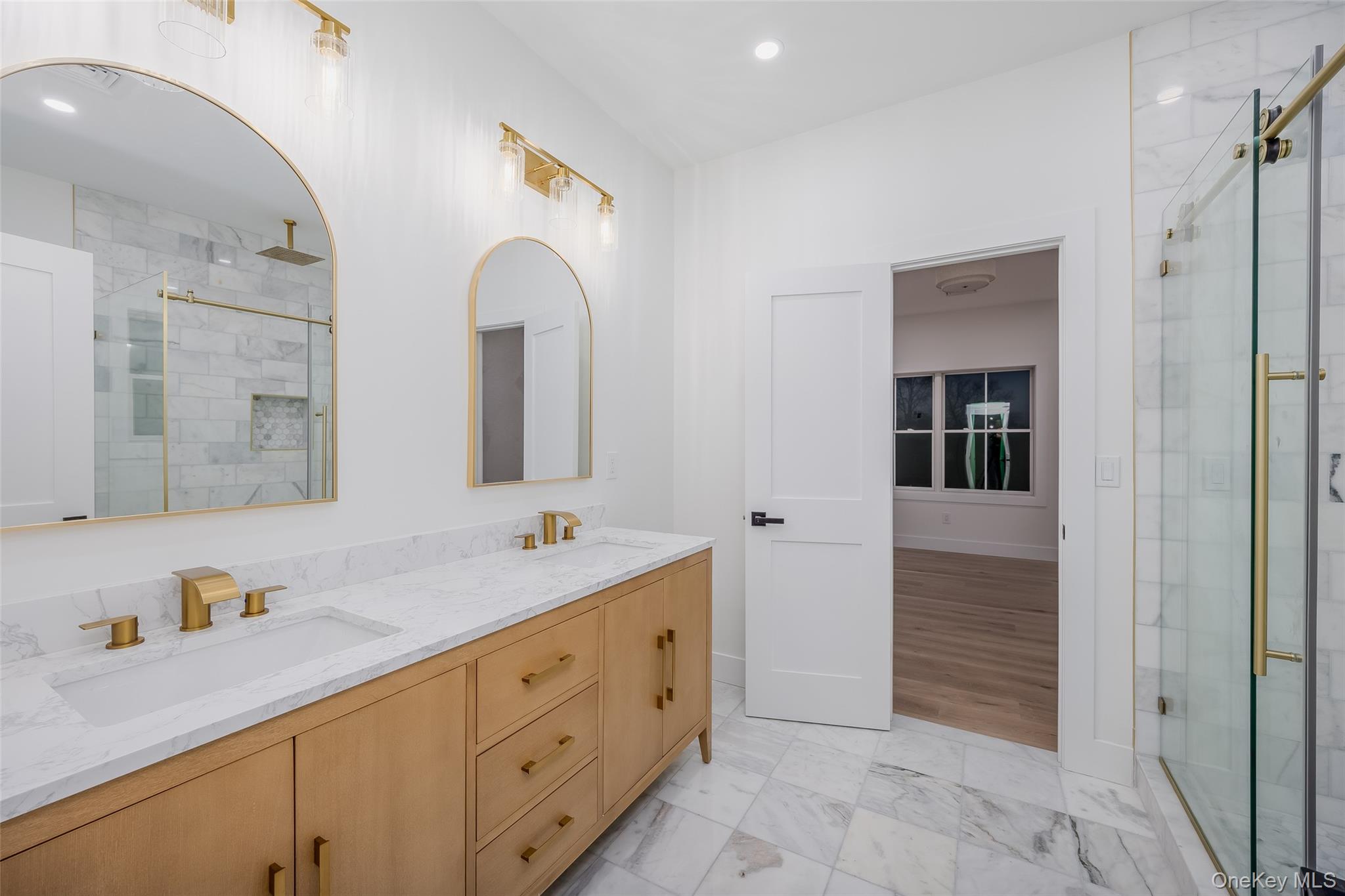 #16 photo, 730 Boelsen Drive, Westbury , NY 11590