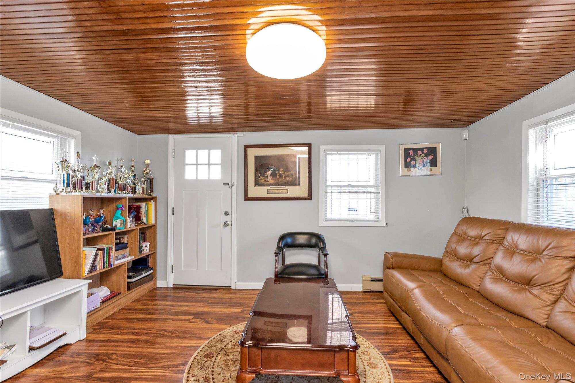 #13 photo, 8443 Kendrick Place, कुईंस Jamaica Estates , NY 11432