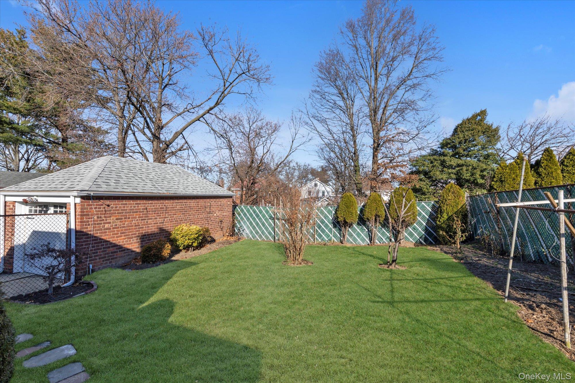 #20 photo, 8443 Kendrick Place, कुईंस Jamaica Estates , NY 11432