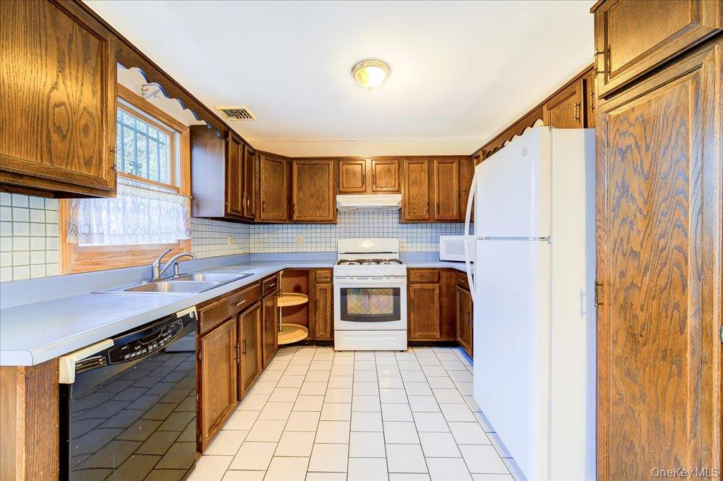 #11 photo, 218 Plattekill Ardonia Road, Wallkill , NY 12589