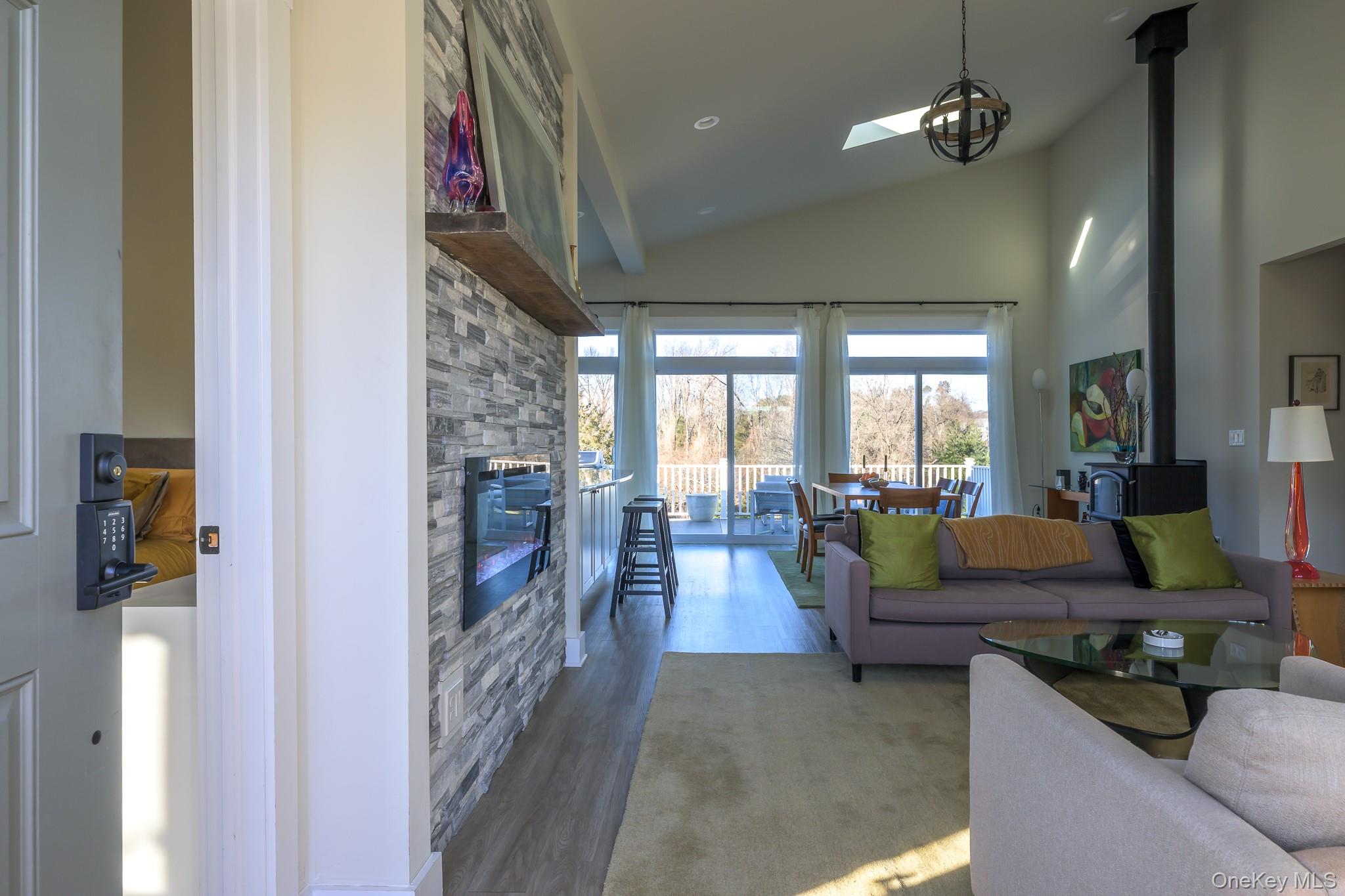 #3 photo, 16 Lucas Lane, Hudson , NY 12534