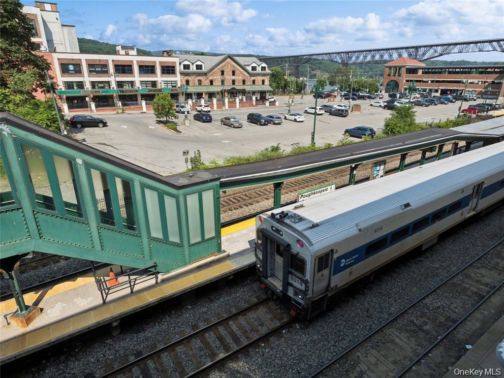 #8 photo, 32 Vernon Terrace, Poughkeepsie , NY 12601