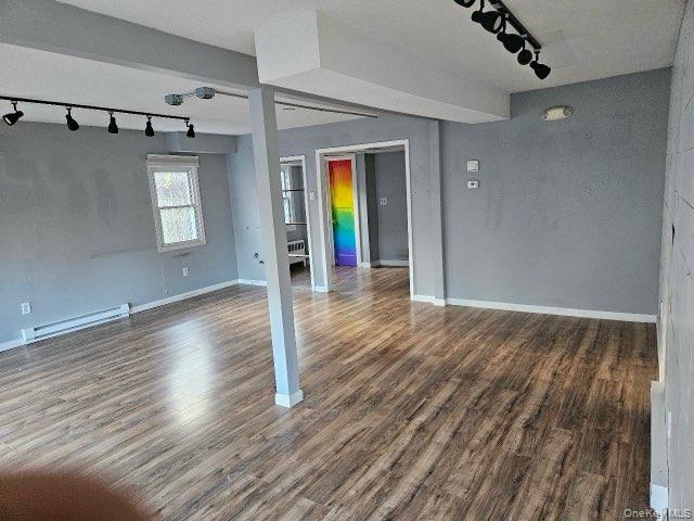 #3 photo, 291 Echo Avenue, מחוז סאפוק Sound Beach , NY 11789