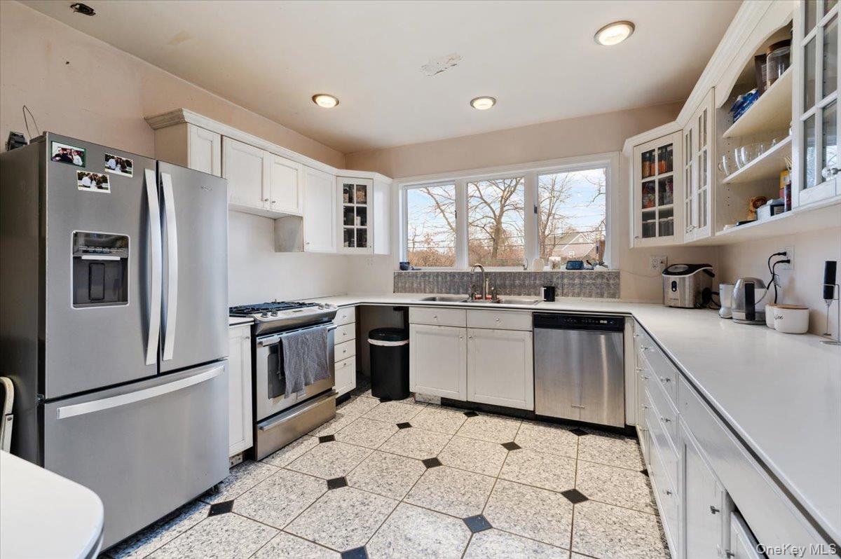 #11 photo, 136 Linden Street, Нассау ‖ Woodmere , NY 11598