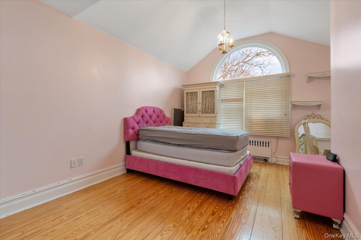 #17 photo, 136 Linden Street, Нассау ‖ Woodmere , NY 11598