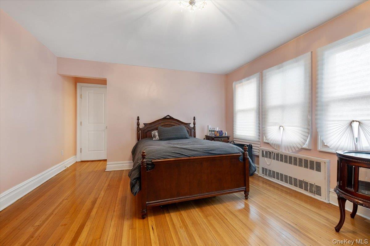 #18 photo, 136 Linden Street, Нассау ‖ Woodmere , NY 11598