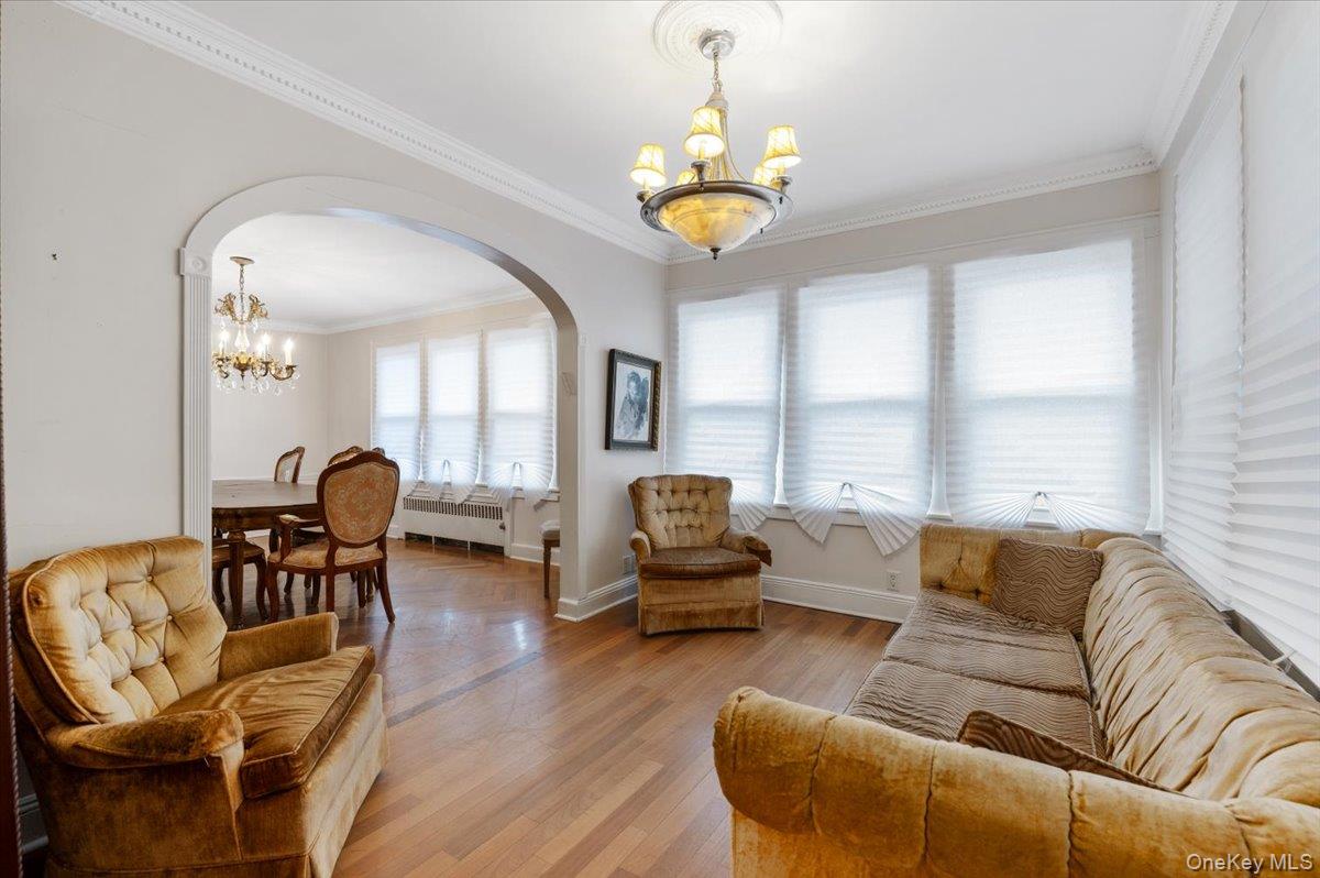 #5 photo, 136 Linden Street, Нассау ‖ Woodmere , NY 11598