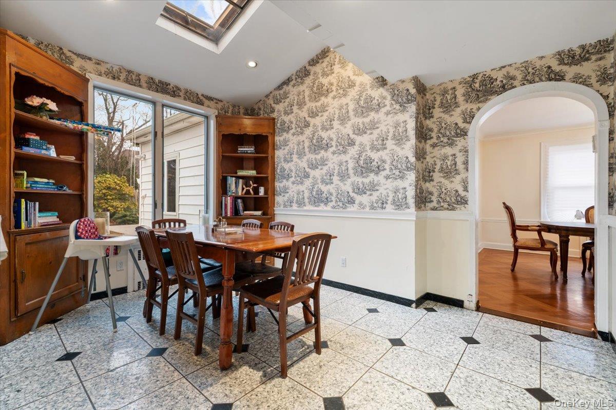 #8 photo, 136 Linden Street, Нассау ‖ Woodmere , NY 11598