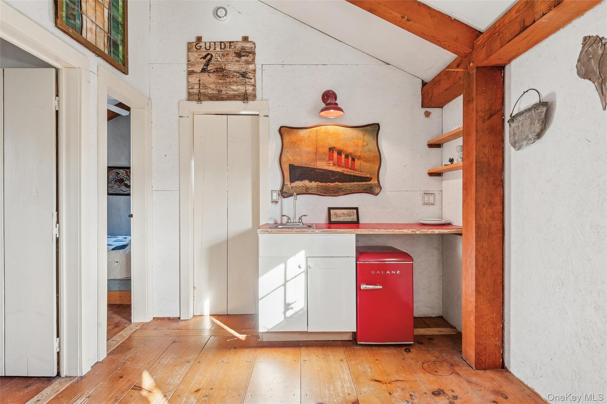 #10 photo, 7 Jagger Lane, सफ़ोक काउंटी Westhampton , NY 11977