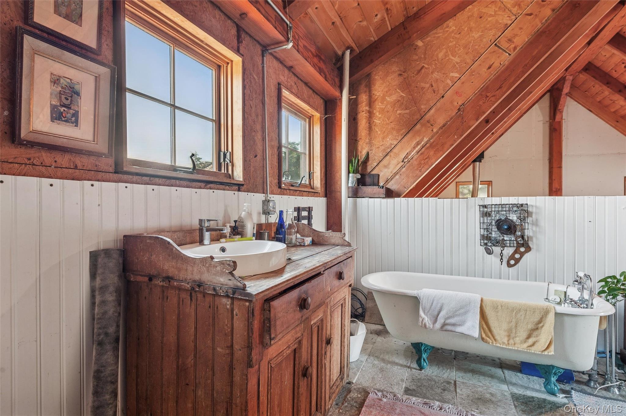 #15 photo, 7 Jagger Lane, सफ़ोक काउंटी Westhampton , NY 11977