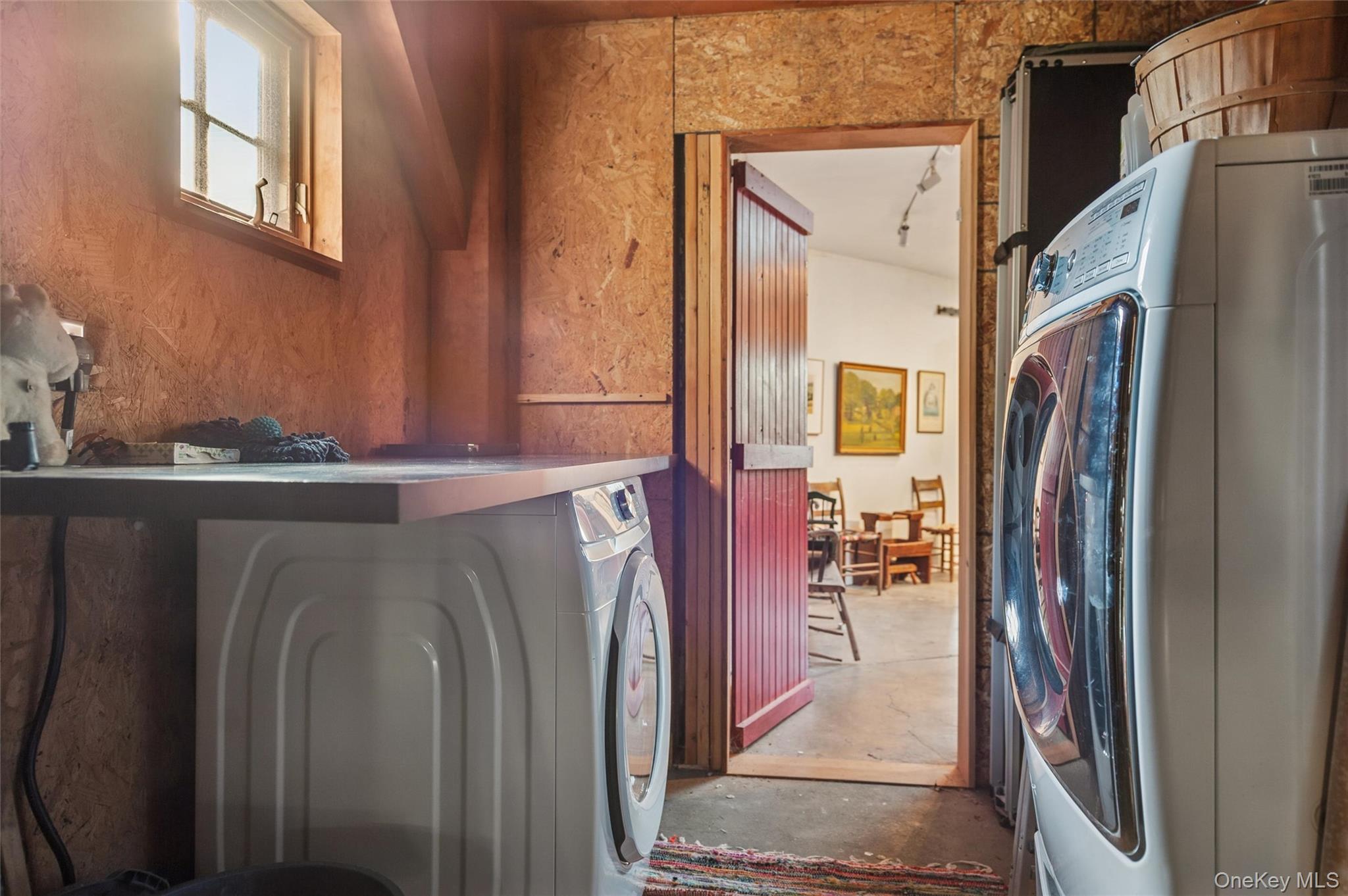 #16 photo, 7 Jagger Lane, सफ़ोक काउंटी Westhampton , NY 11977