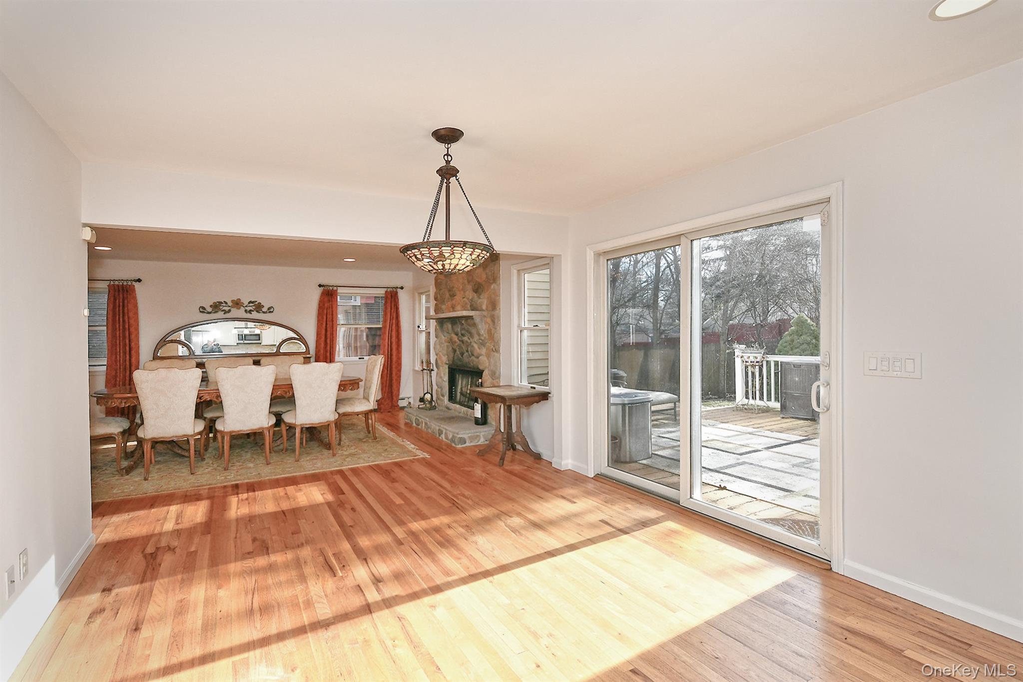 #10 photo, 38 Soundcrest Avenue, מחוז סאפוק Northport , NY 11768