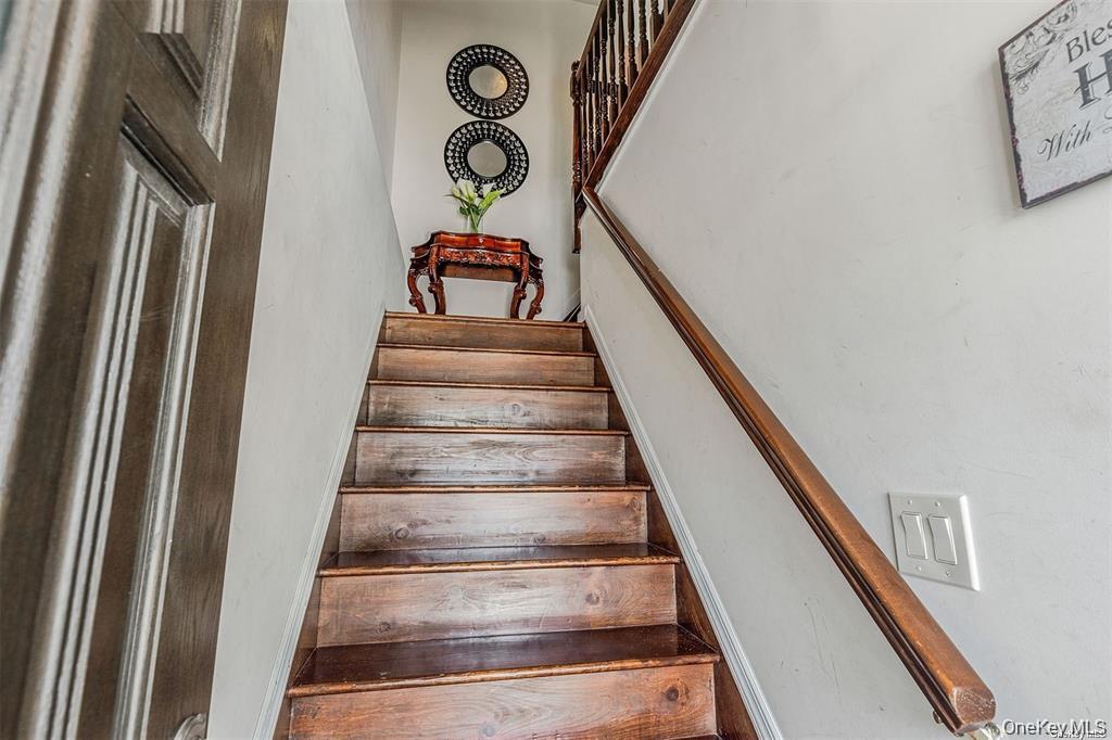 #5 photo, 228-20 Edgewood, कुईंस Rosedale , NY 11413