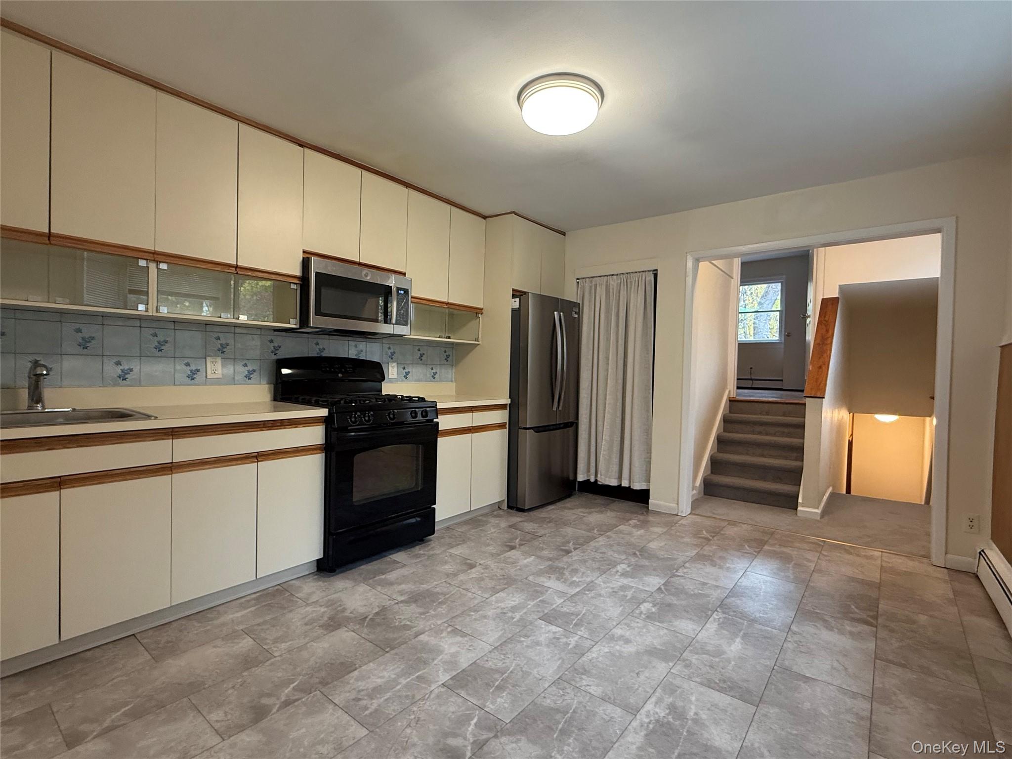 #12 photo, 100 Pocantico Street, Sleepy Hollow , NY 10591