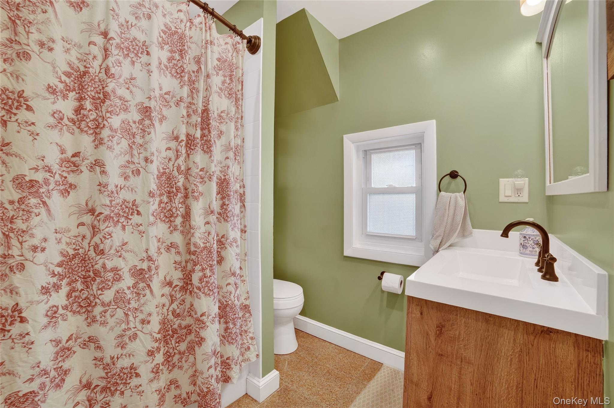 #13 photo, 1408 Henry Avenue, 纽约州 Mamaroneck , NY 10543