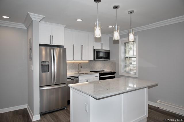 #3 photo, 23 Weaver Drive, 롱 아일랜드 Massapequa , NY 11758