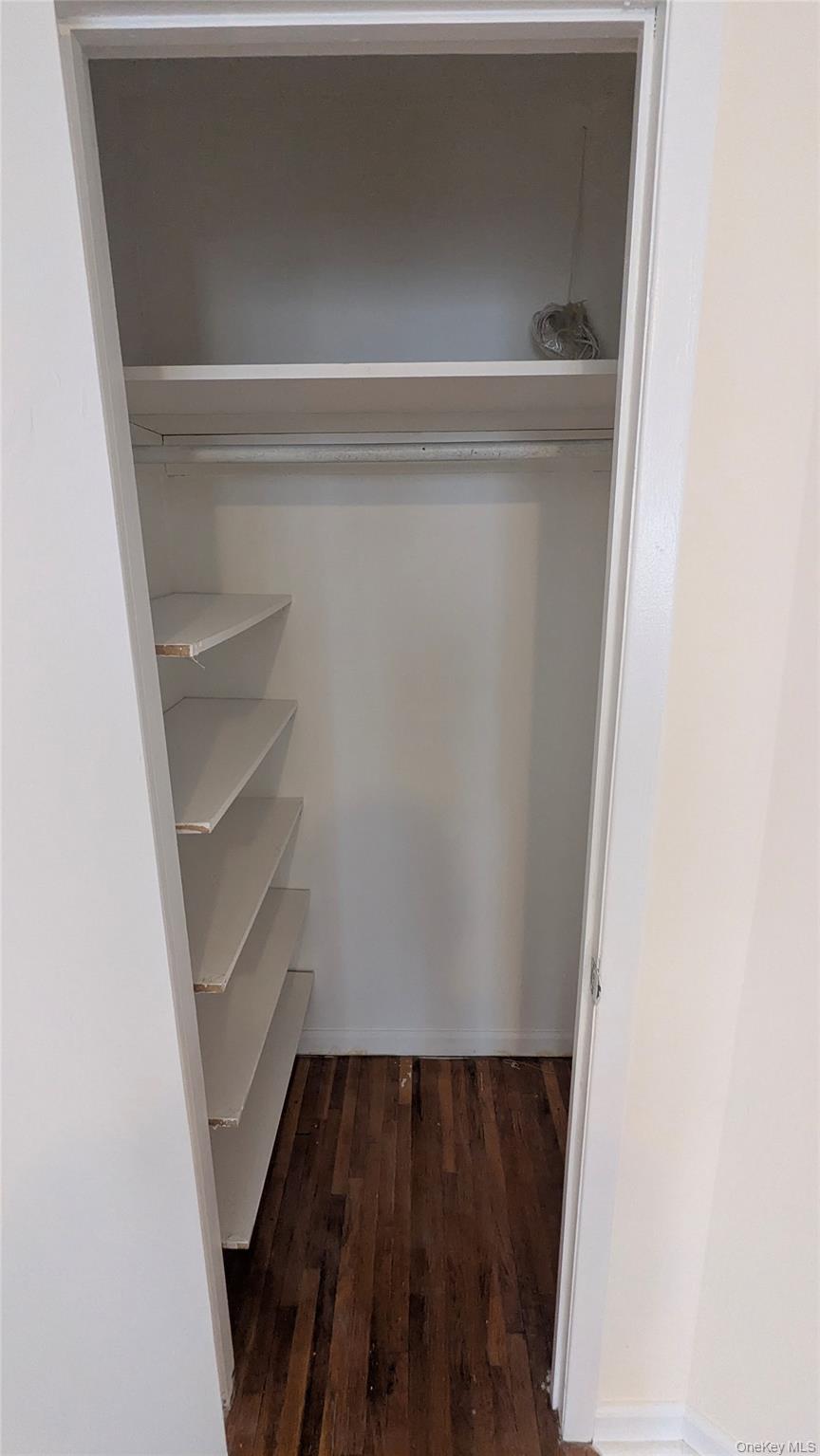 #19 photo, 99-47 62 Road, कुईंस Flushing , NY 11374