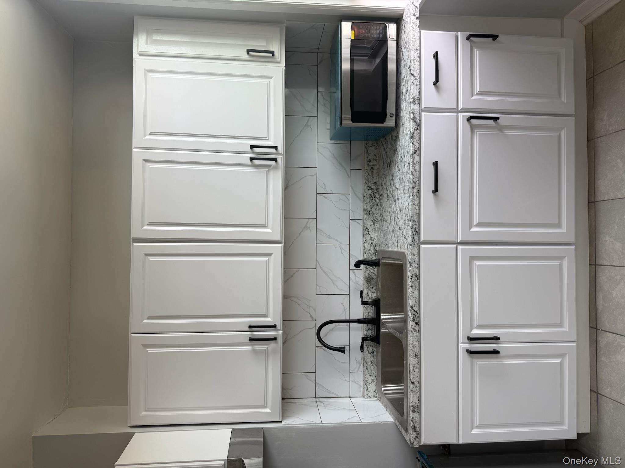 #8 photo, 166A Schaefer Street, Brooklyn , NY 11207