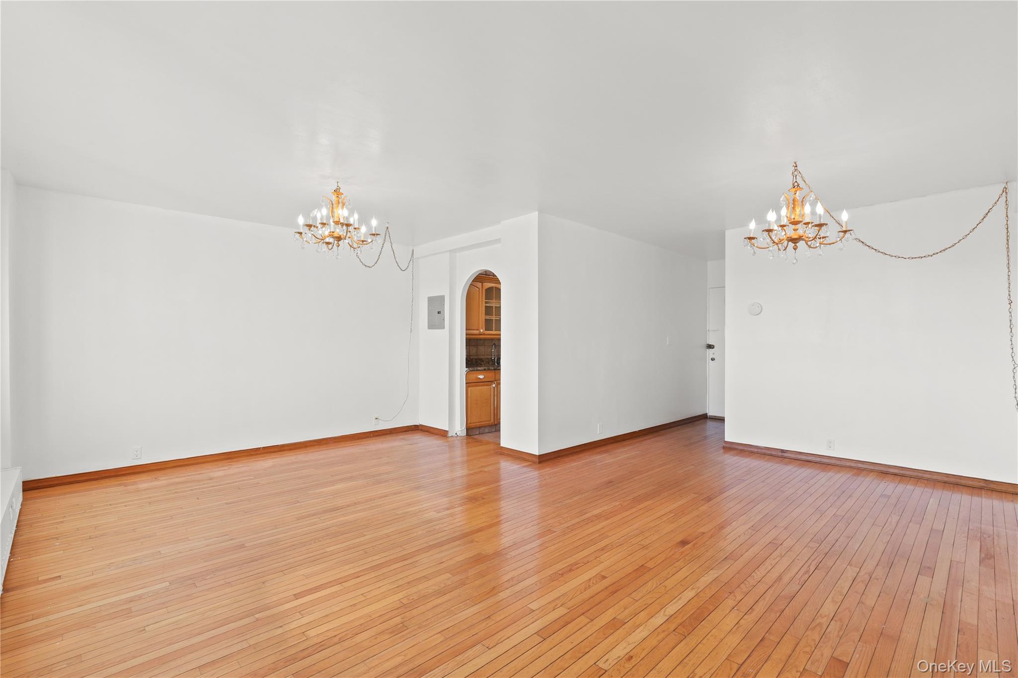 #7 photo, 8 Fordham Hill Oval, Bronx , NY 10468