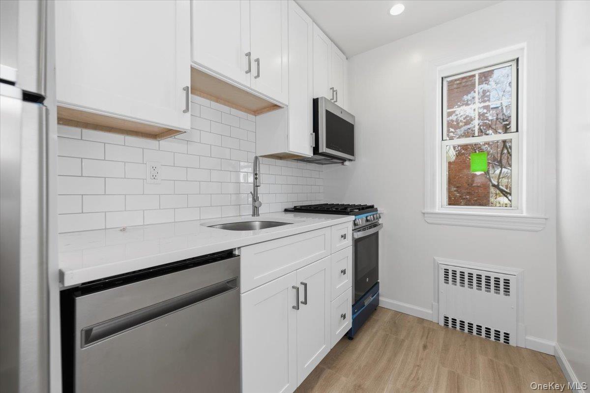 #10 photo, 75 Maine Avenue, מחוז נסאו Rockville Centre , NY 11570