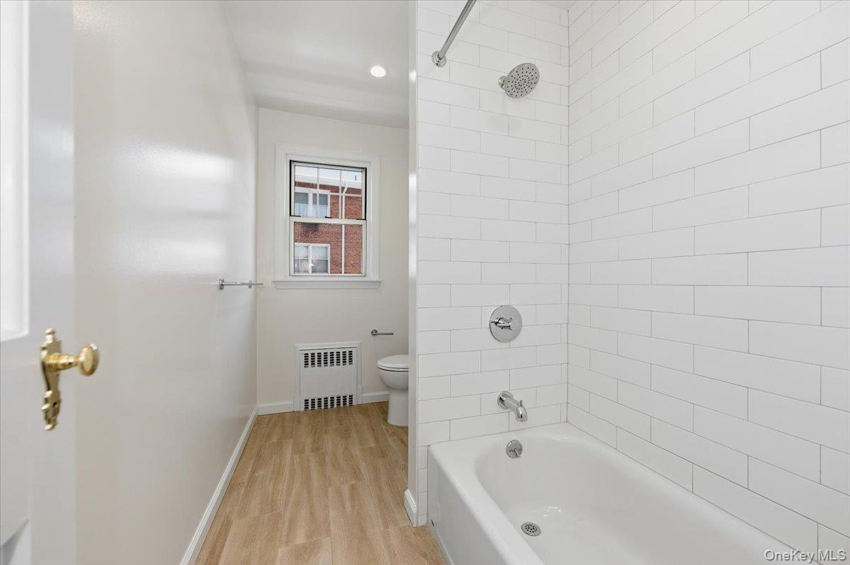 #14 photo, 75 Maine Avenue, מחוז נסאו Rockville Centre , NY 11570