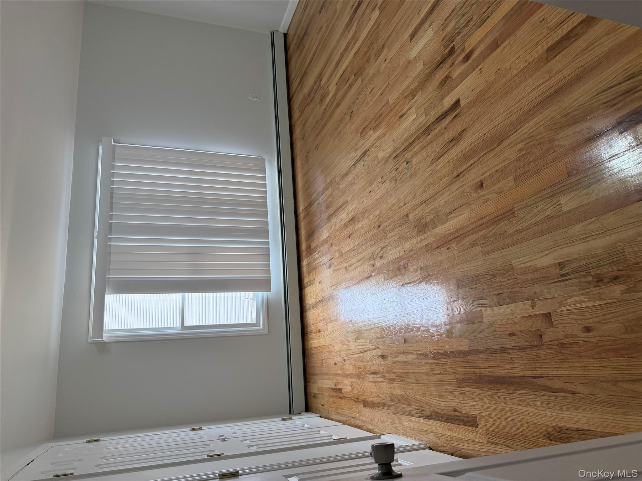 #5 photo, 22118 91st Road, क्वीन्स गाँव Queens Village , NY 11428