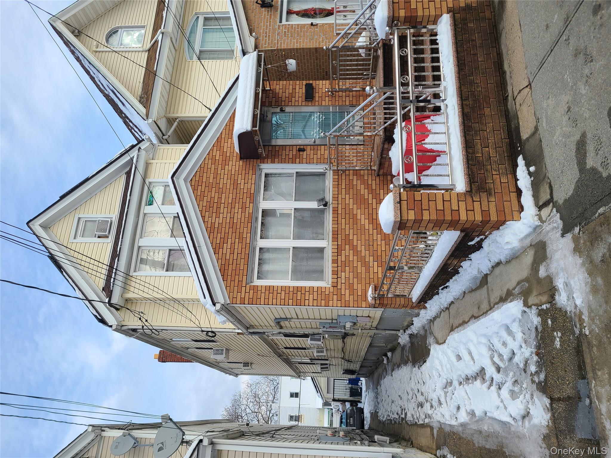 #1 photo, 10451 115th Street, Richmond Hill S. , NY 11419