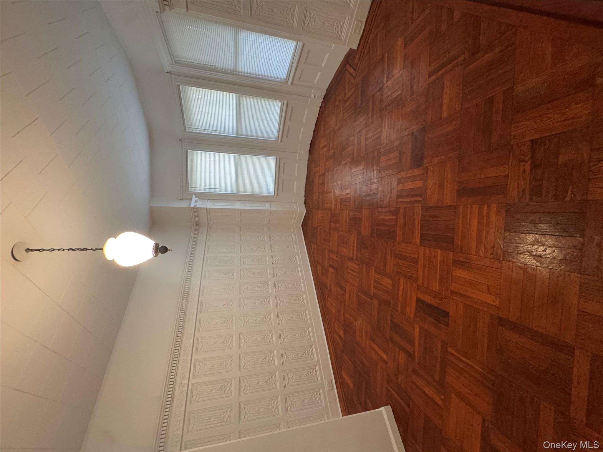 #2 photo, 516 Morris Park Ave., Бронкс ‖ Bronx , NY 10460