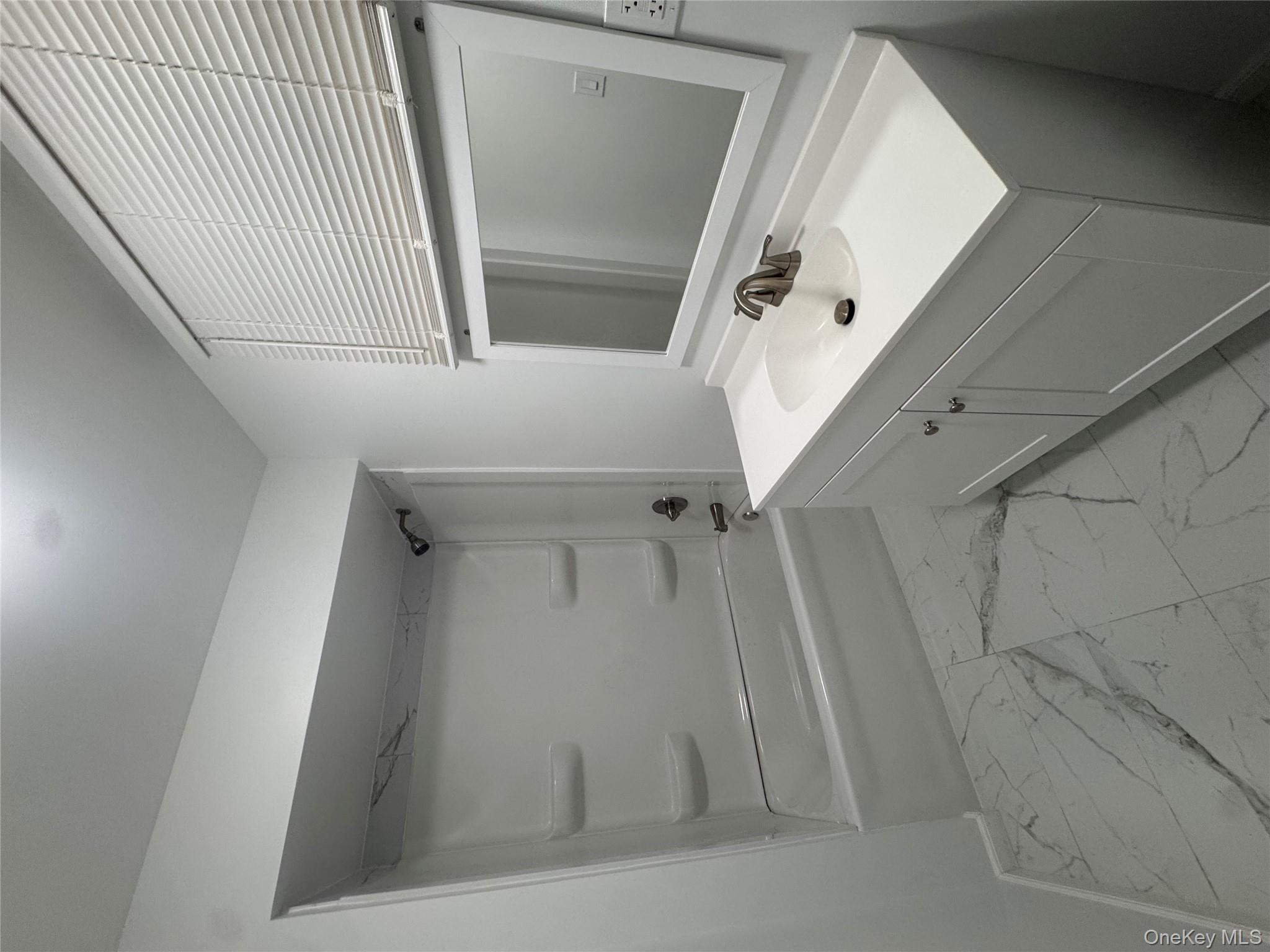 #5 photo, 516 Morris Park Ave., Бронкс ‖ Bronx , NY 10460