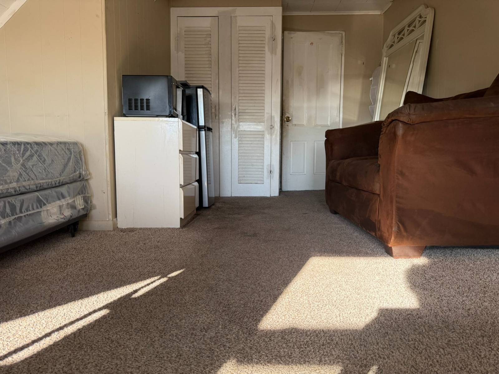 #1 photo, 116 S Penataquit Ave., सफ़ोक काउंटी Bayshore , NY 11706