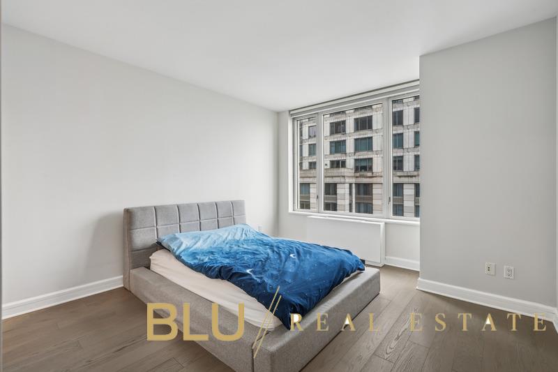 #12 photo, New York City, Манхэттен ‖ Lincoln Square , NY 10069