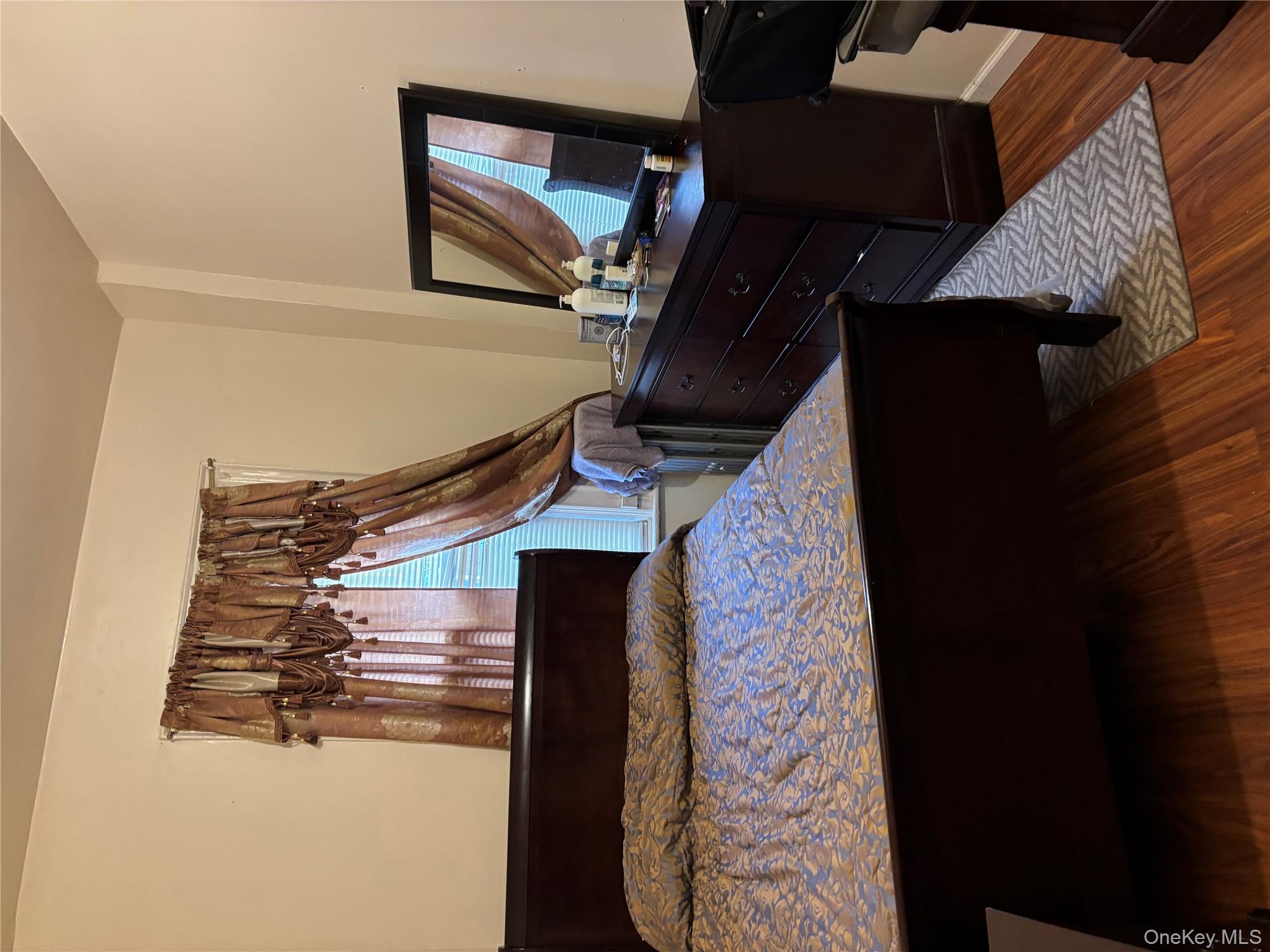 #9 photo, 715 Rosedale Avenue, Bronx , NY 10473