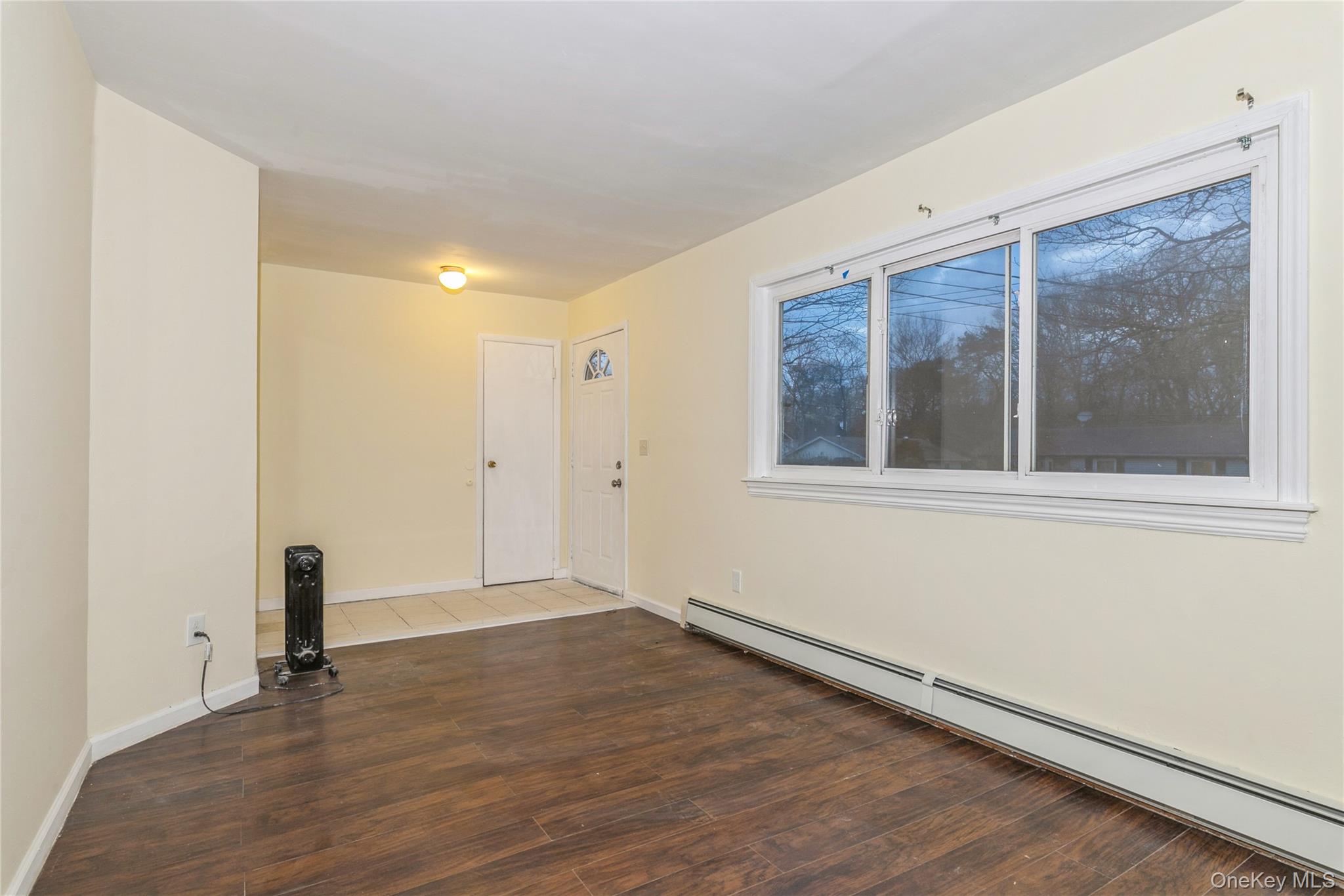 #11 photo, 86 Stuyvesant Avenue, सफ़ोक काउंटी Mastic , NY 11950