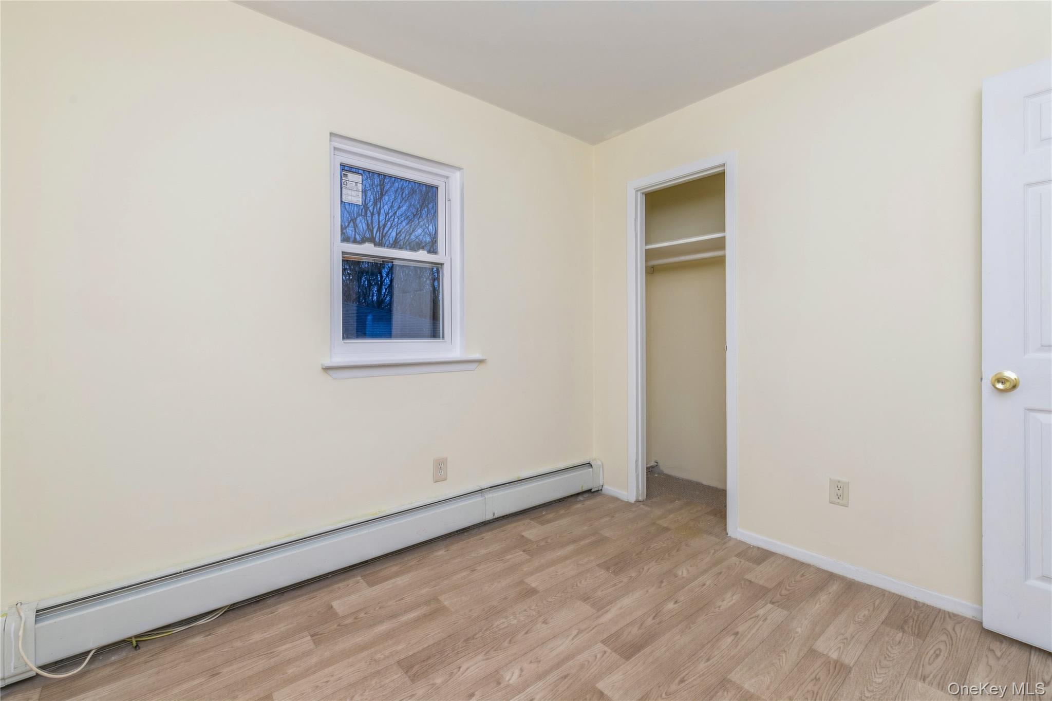 #19 photo, 86 Stuyvesant Avenue, सफ़ोक काउंटी Mastic , NY 11950