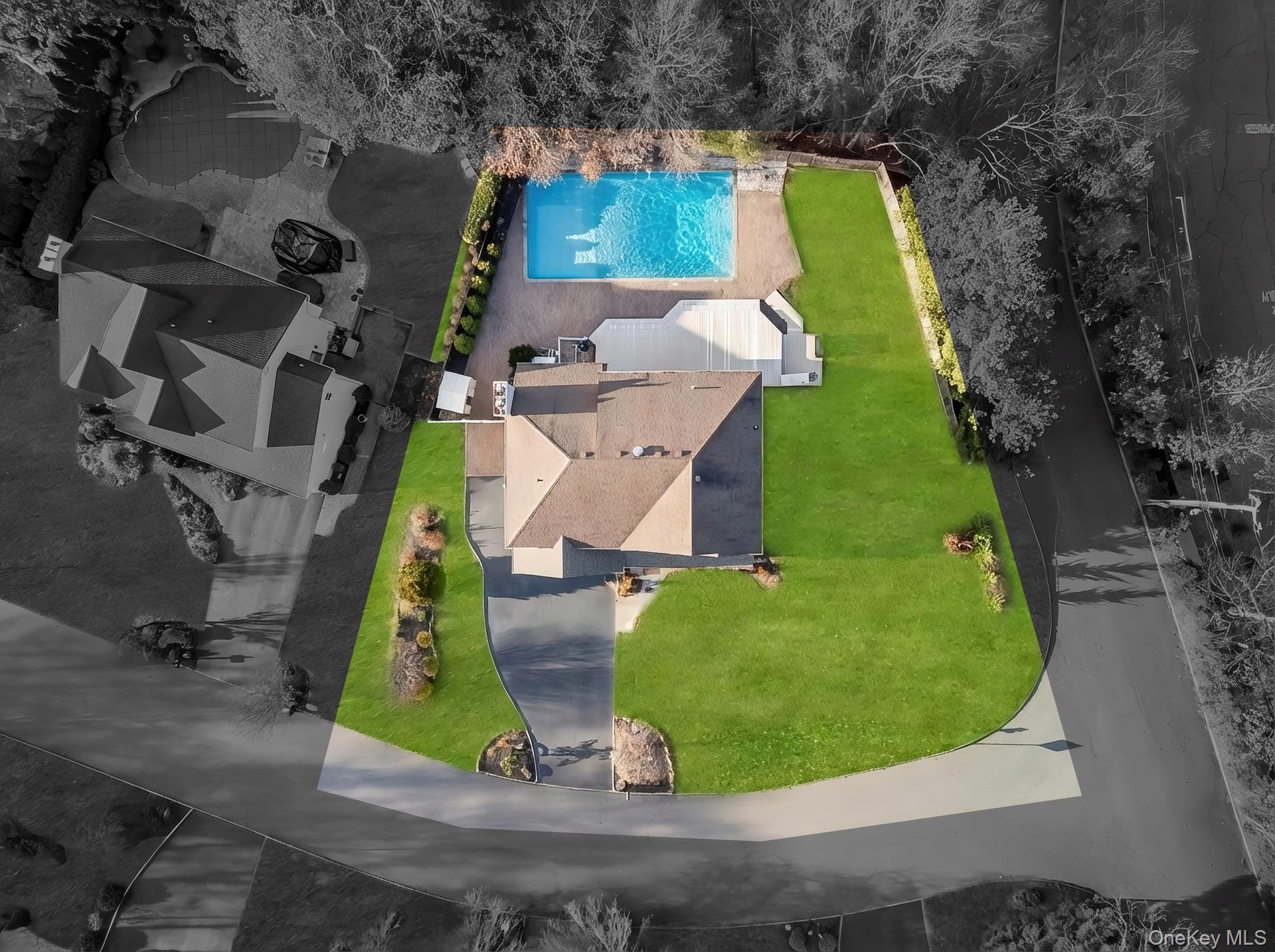 #4 photo, 1 Crystal Court, सफ़ोक काउंटी Smithtown , NY 11787