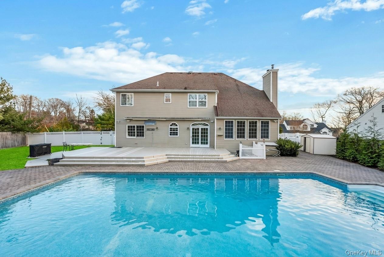 #8 photo, 1 Crystal Court, सफ़ोक काउंटी Smithtown , NY 11787