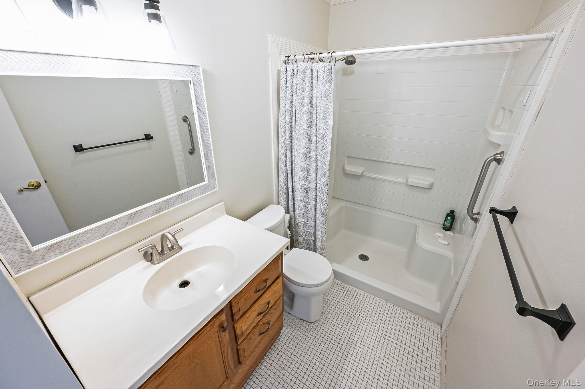 #20 photo, 423 Woodbridge Drive, Ridge , NY 11961