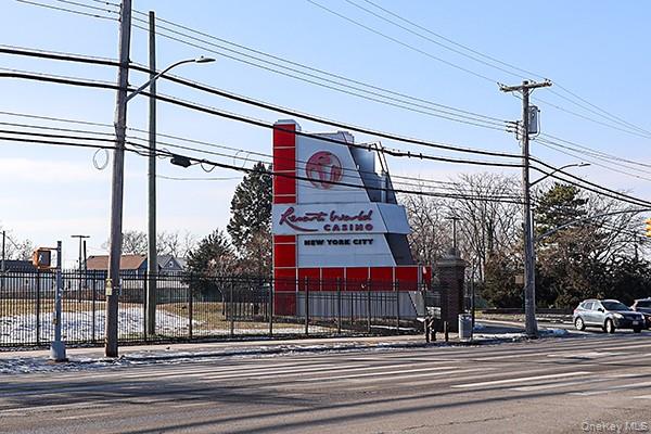 #16 photo, 109-15 Rockaway Boulevard, קווינס South Ozone Park , NY 11420